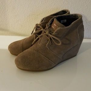 Toms wedges size 6 1/2